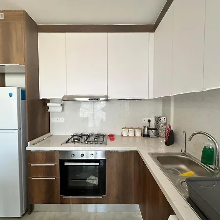 Iskele Long Beach Luxury Penthouse Royalsun Elit Kuzey Kibris Elite Site 21 Noyanlar Yeni Iskele, Iskele, 99850, Kuzey Kibris The Arkin Casino 5 Dk Grand Saphire Casino 5 Dk Merit Royal Gardens 10 Dakika Casino Salamis Casino Píla