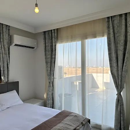 Apartman Iskele Long Beach Luxury Penthouse Royalsun Elit Kuzey Kibris Elite Site 21 Noyanlar Yeni Iskele, Iskele, 99850, Kuzey Kibris The Arkin Casino 5 Dk Grand Saphire Casino 5 Dk Merit Royal Gardens 10 Dakika Casino Salamis Casino *