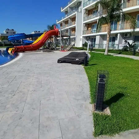 Iskele Long Beach Luxury Penthouse Royalsun Elit Kuzey Kibris Elite Site 21 Noyanlar Yeni Iskele, Iskele, 99850, Kuzey Kibris The Arkin Casino 5 Dk Grand Saphire Casino 5 Dk Merit Royal Gardens 10 Dakika Casino Salamis Casino *